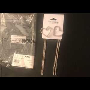 Gorgeous dangle heart earrings